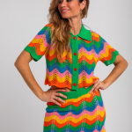 Top camisero calado de ondas multicolor - Échate flores