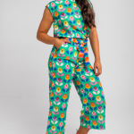 Blusa sin sisa verde de flores - Floreciendo